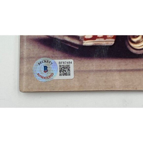 Bobby Allison Signed Vintage Program 1983 Champion Spark Plug 400 Beckett - Picture 3 of 4